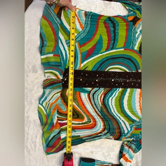 Maggie Barnes Plus 4X 30/32W Chiffon Striped Lace Sequin Peplum Blouse Pleats - Picture 8 of 8